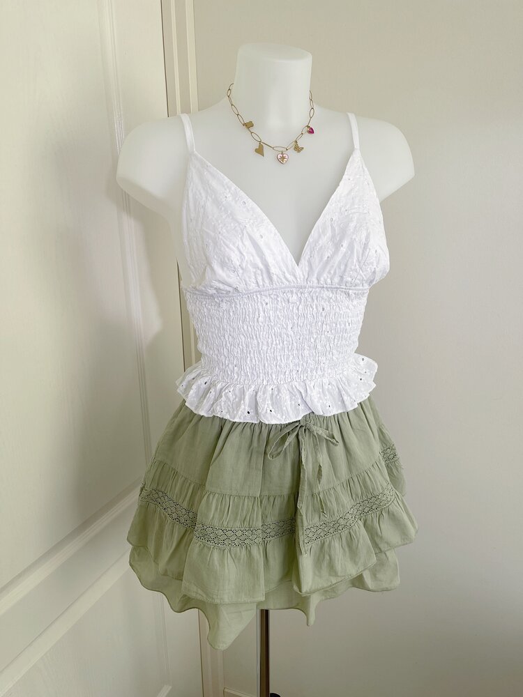 Louna Embroidered Skirt / Light Green