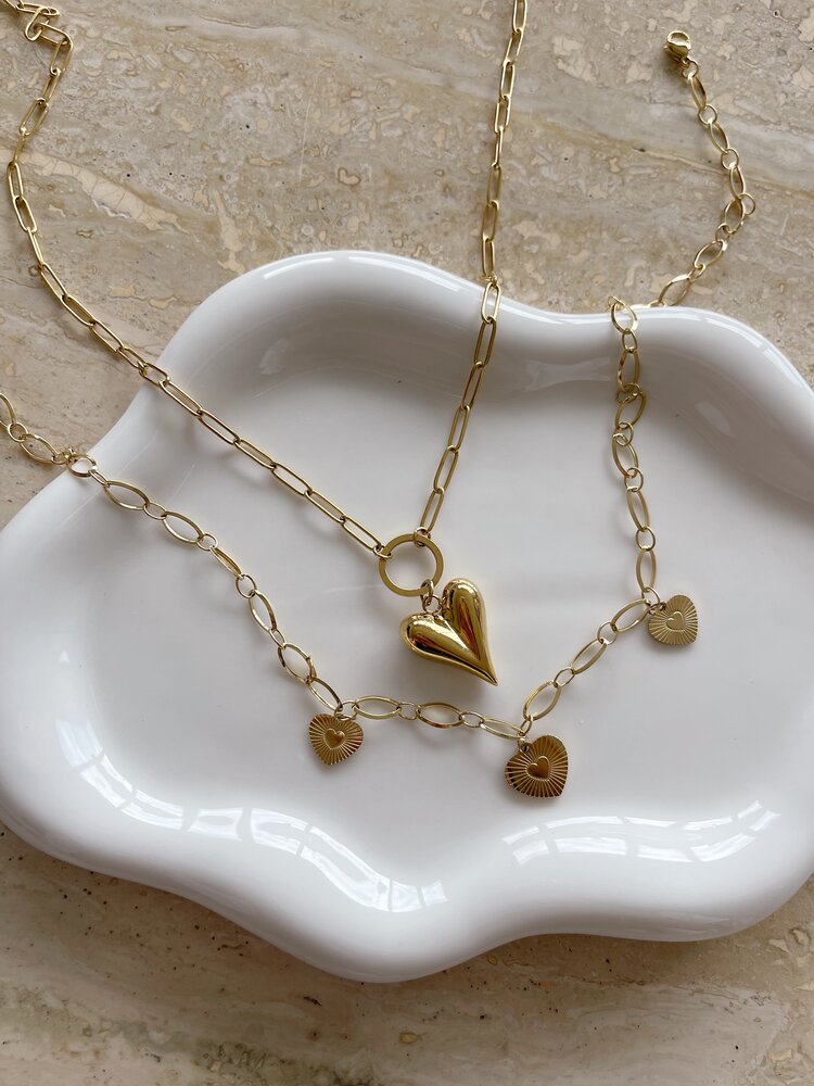 Gold Linked Heart Chain Necklace