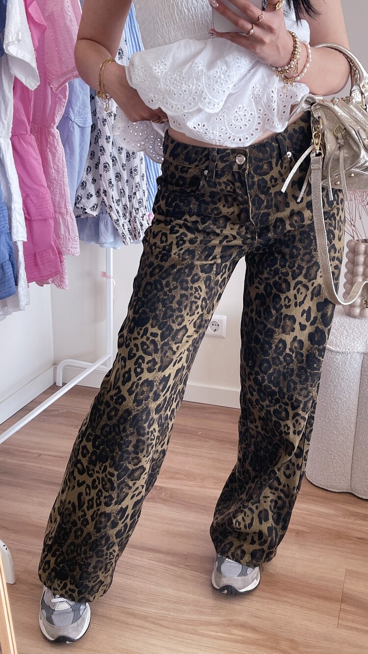 Himari Leopard Wide Leg Jeans
