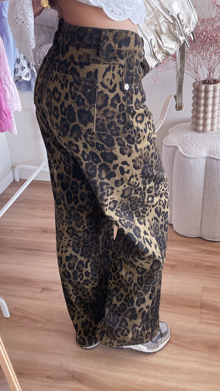 Himari Leopard Wide Leg Jeans