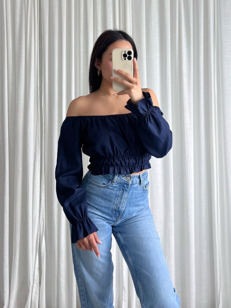 Melody Linen Ruffle Top / Navy Blue