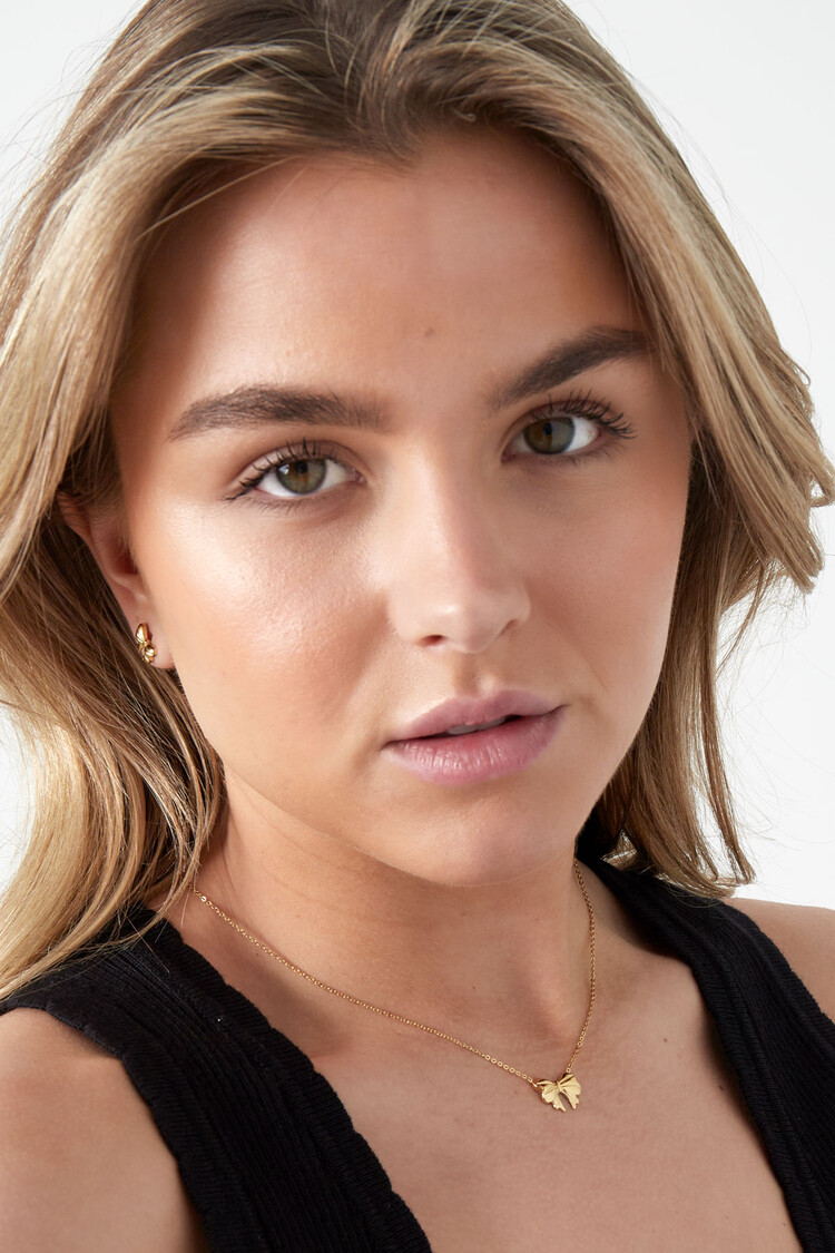 Silver Dainty Bow Necklace