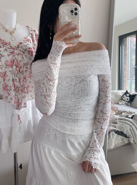 Kenzie Lace Off Shoulder Top / White