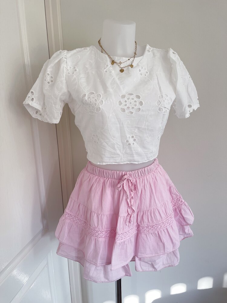 Mikki Embroidered Top / White