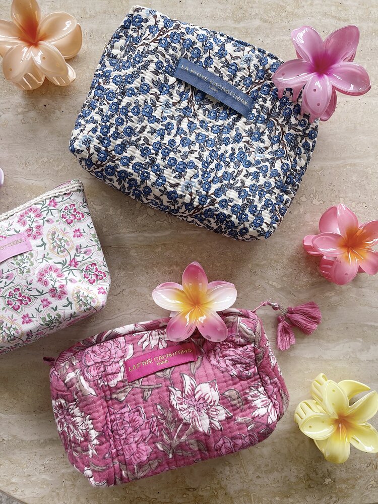 Alana Hawaii Flower Hair Claw / Pink