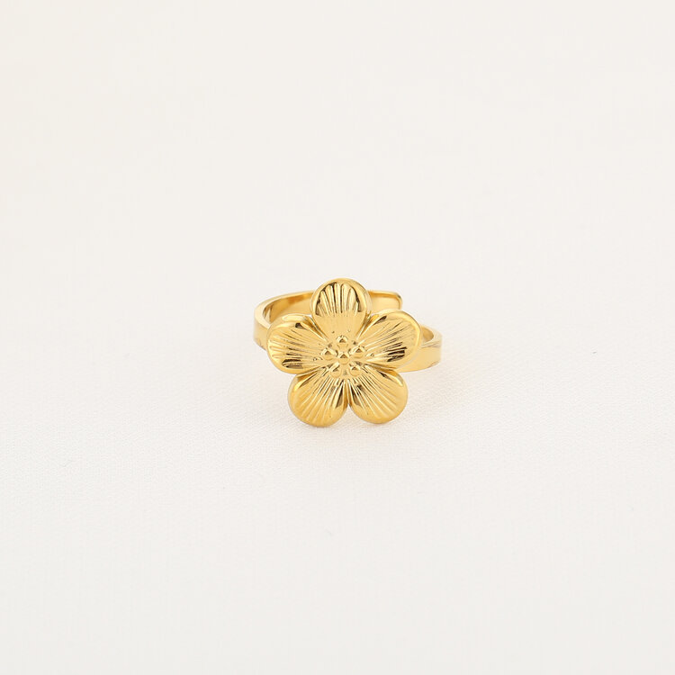 Gold Flower Power Ring