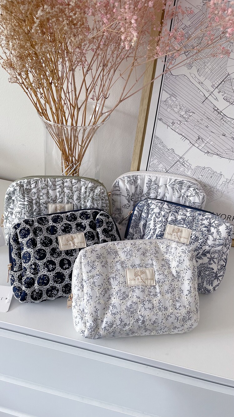 Fleur Flower Pouch / White