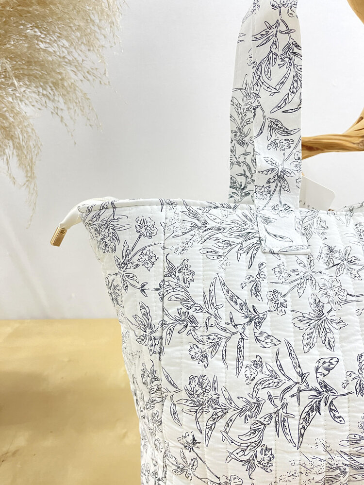 Marbella Flower Travel Bag / White