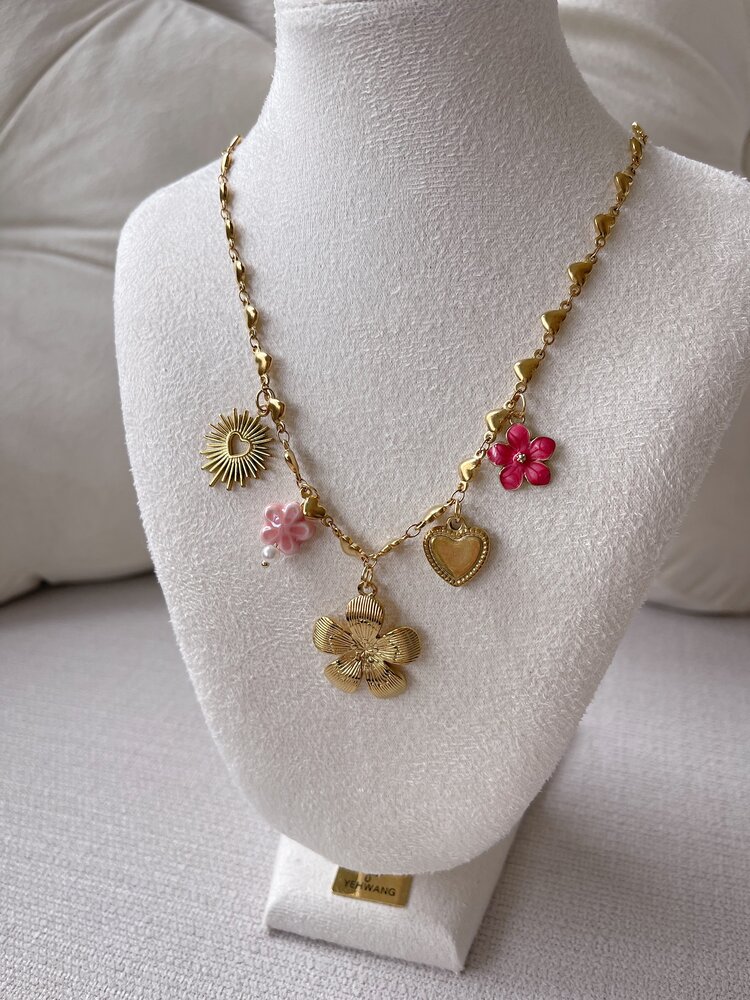Gold 5 Mixed Charms Necklace / Type A9