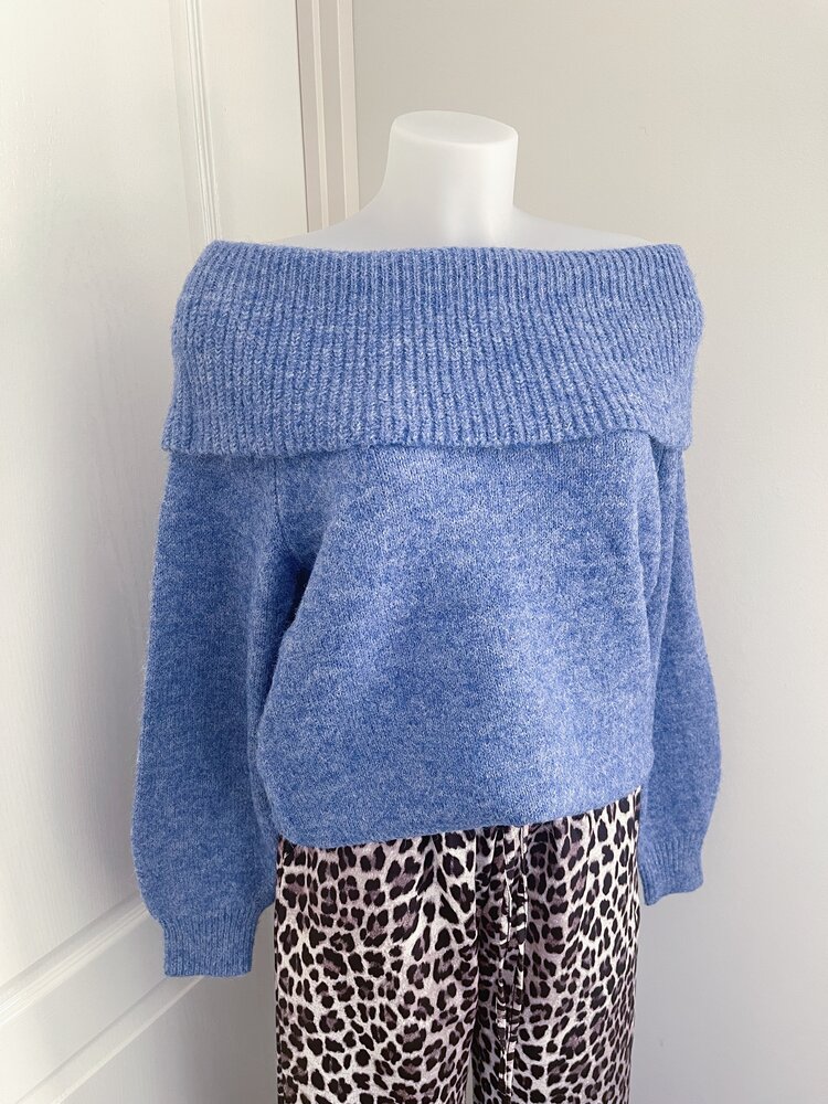 Lumi Off Shoulder Sweater / Denim Blue