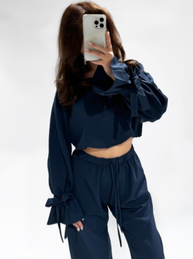 Jojo Bow Sleeve Top / Navy Blue