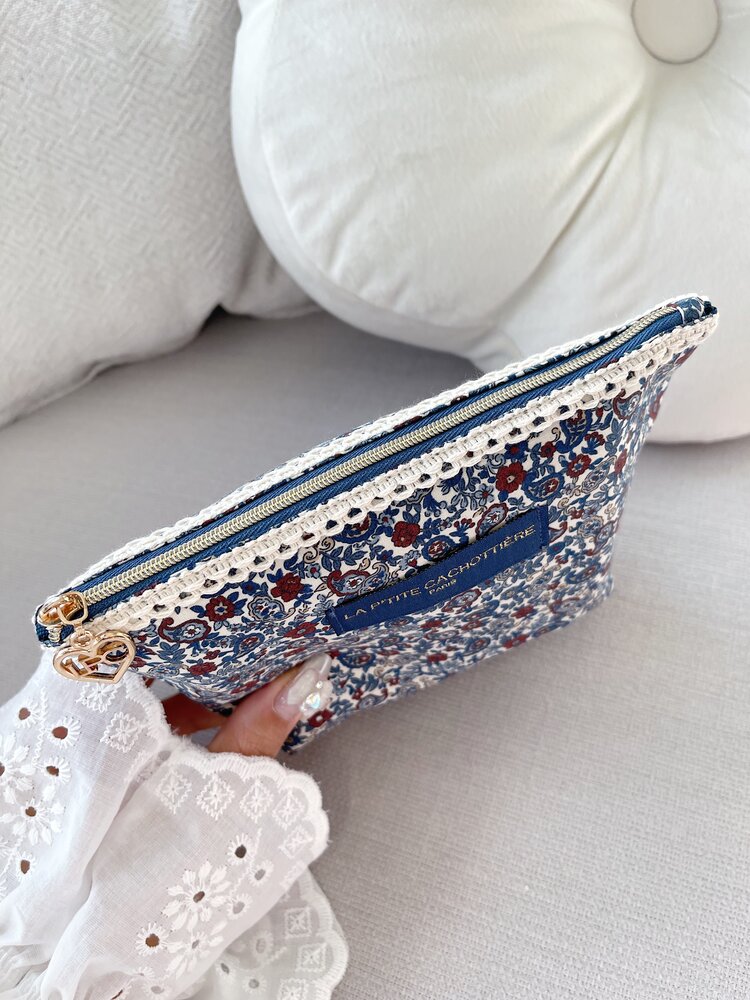 Becca Flower Pouch / Denim Blue