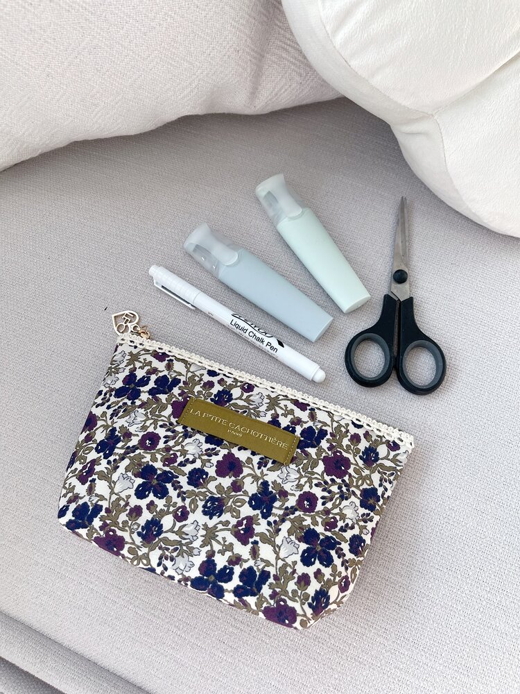 Becca Flower Pouch / Olive Green