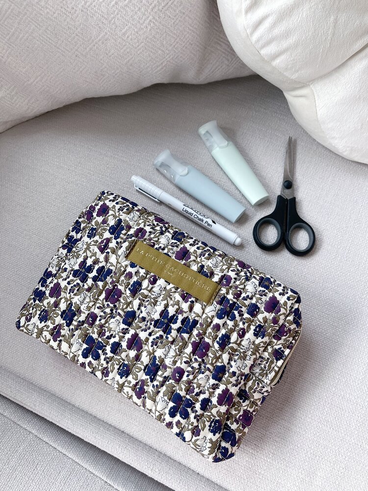 Marly Flower Toiletry Bag / Olive Purple (Medium)