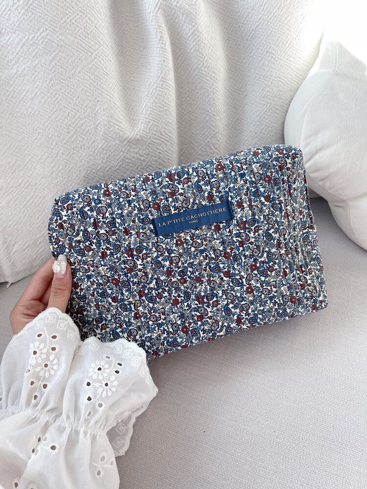 Marly Flower Toiletry Bag / Denim Blue (Large)