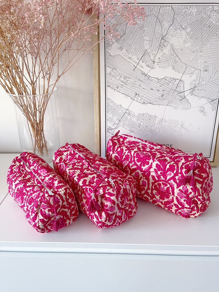 Bali Flower Pouch / Red Pink (M)