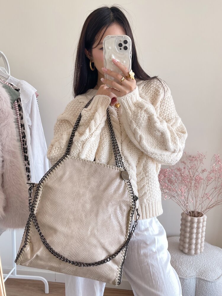 Mathea Croco Chain Shoulder Bag / Beige