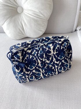 Bali Flower Pouch / Navy Blue (M)