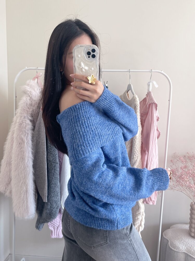 Lumi Off Shoulder Sweater / Denim Blue