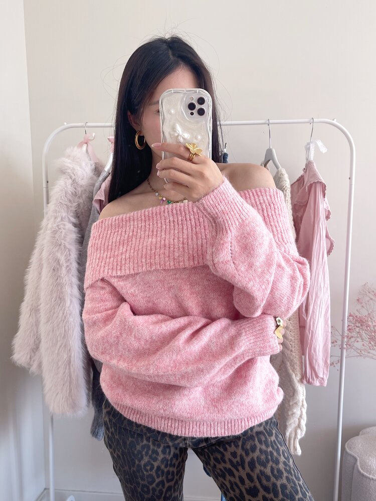 Lumi Off Shoulder Sweater / Light Pink