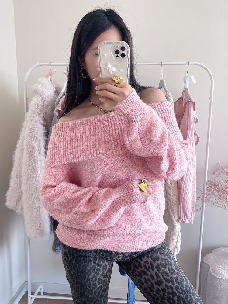 Lumi Off Shoulder Sweater / Light Pink