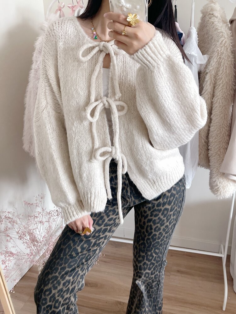 Nimi Bow Knit Sweater / Off White