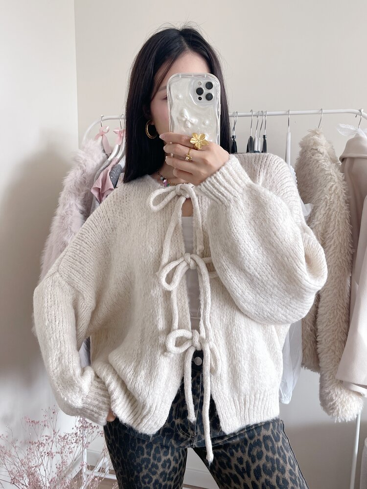 Nimi Bow Knit Sweater / Off White