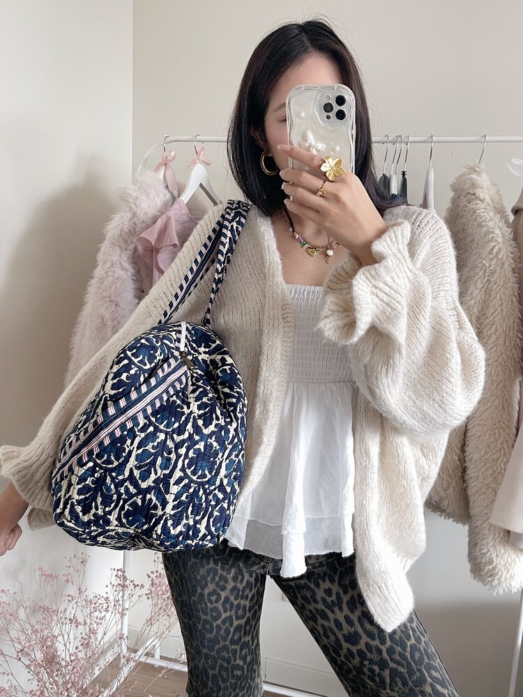 Yasmina Flower Travel Bag / Navy Blue