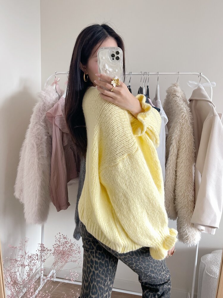 Celia Ruffle Knit Cardigan / Yellow