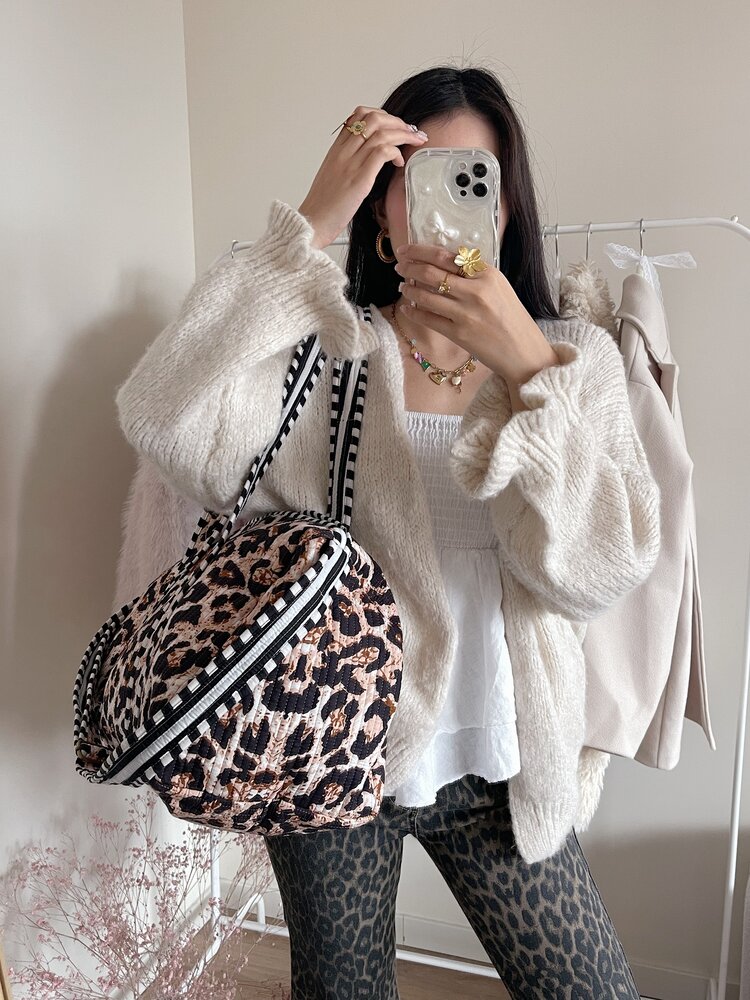 Yasmina Leopard Travel Bag
