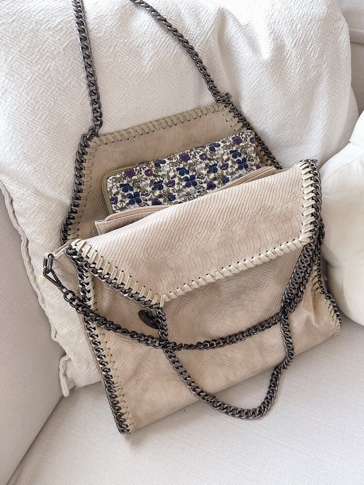 Mathea Croco Chain Shoulder Bag / Beige