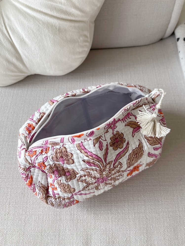 Bali Flower Pouch / White & Pink (M)