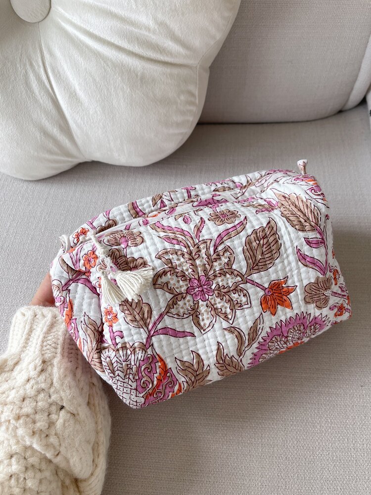 Bali Flower Pouch / White & Pink (M)