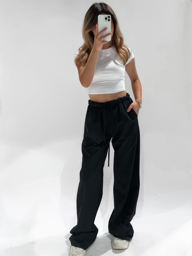 Jojo Loose Fit Trousers / Black