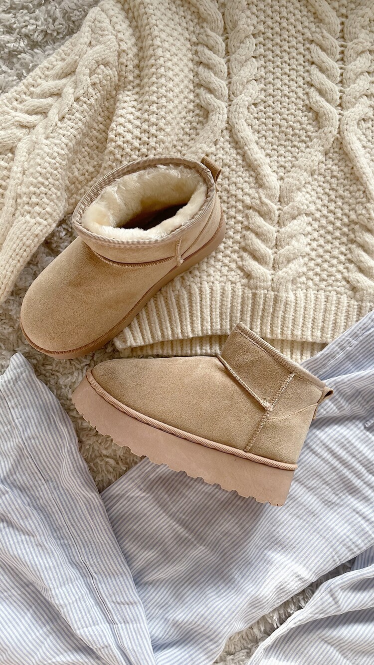 Yula Comfy Uggie Boots / Beige