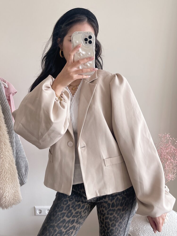 Janna Long Balloon Sleeve Blazer / Beige