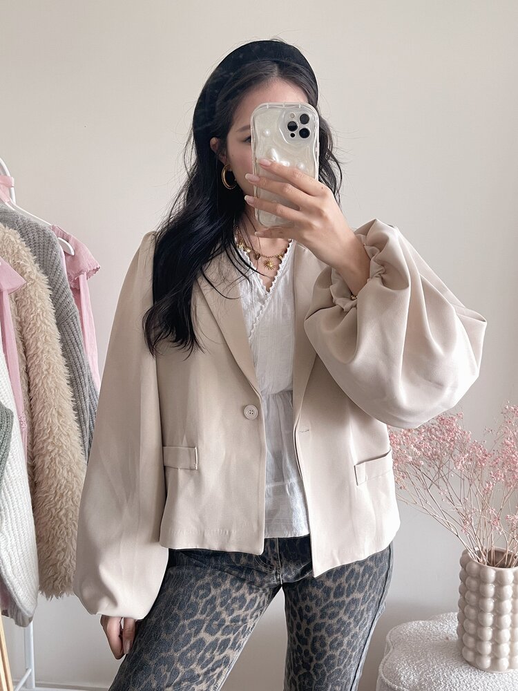 Janna Long Balloon Sleeve Blazer / Beige