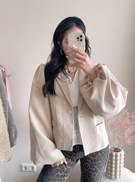 Janna Long Balloon Sleeve Blazer / Beige