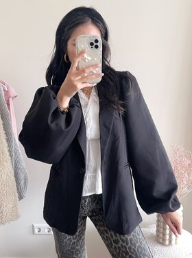 Mara Long Balloon Sleeve Blazer / Black