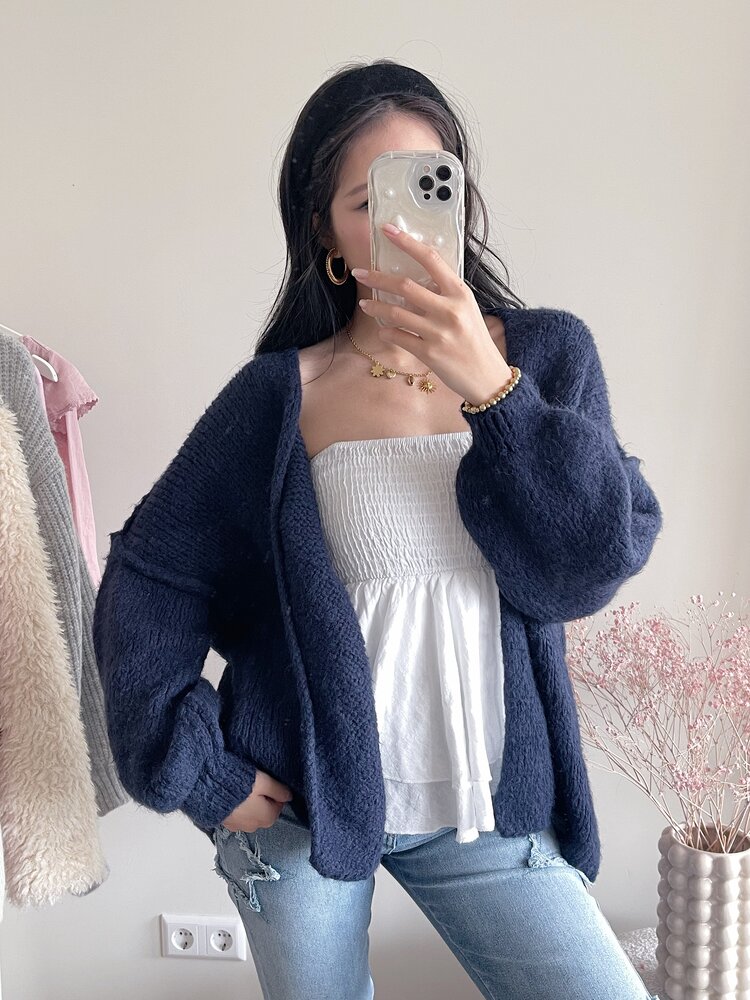 Amber Knit Cardigan / Navy Blue