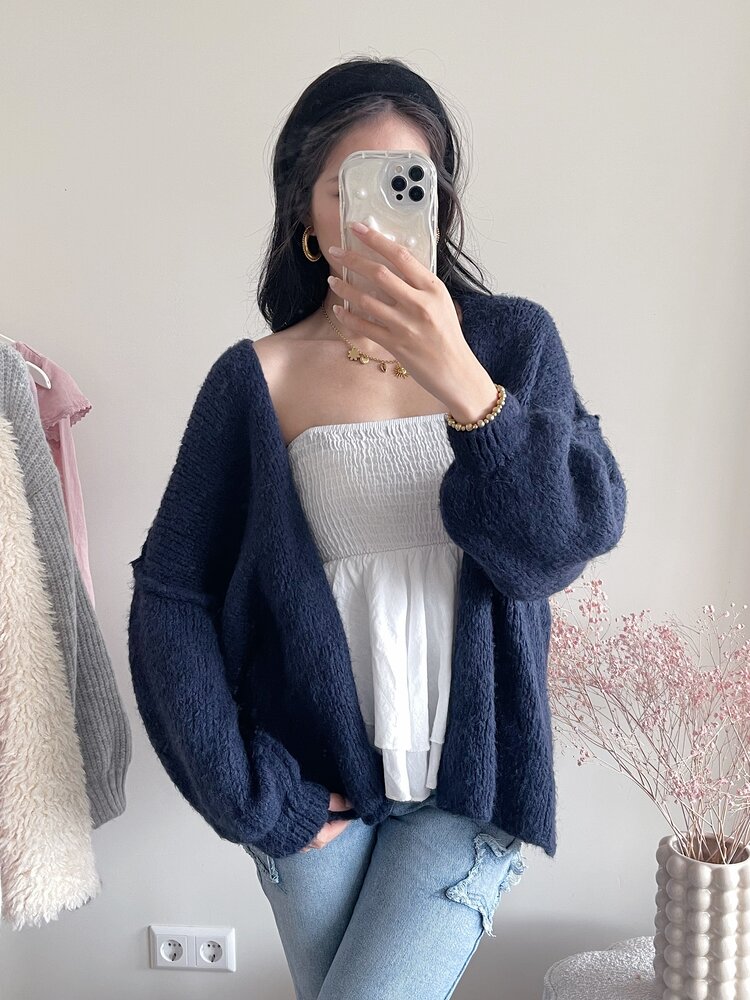 Amber Knit Cardigan / Navy Blue