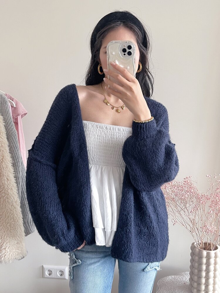 Amber Knit Cardigan / Navy Blue