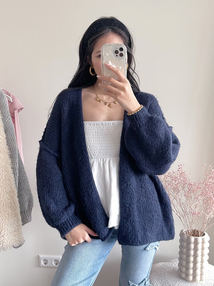 Amber Knit Cardigan / Navy Blue
