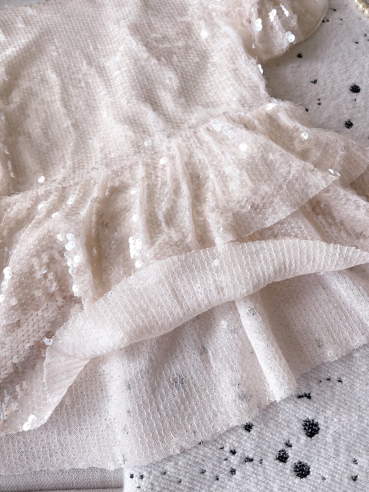 Elvira Sequin Ruffle Top / Beige