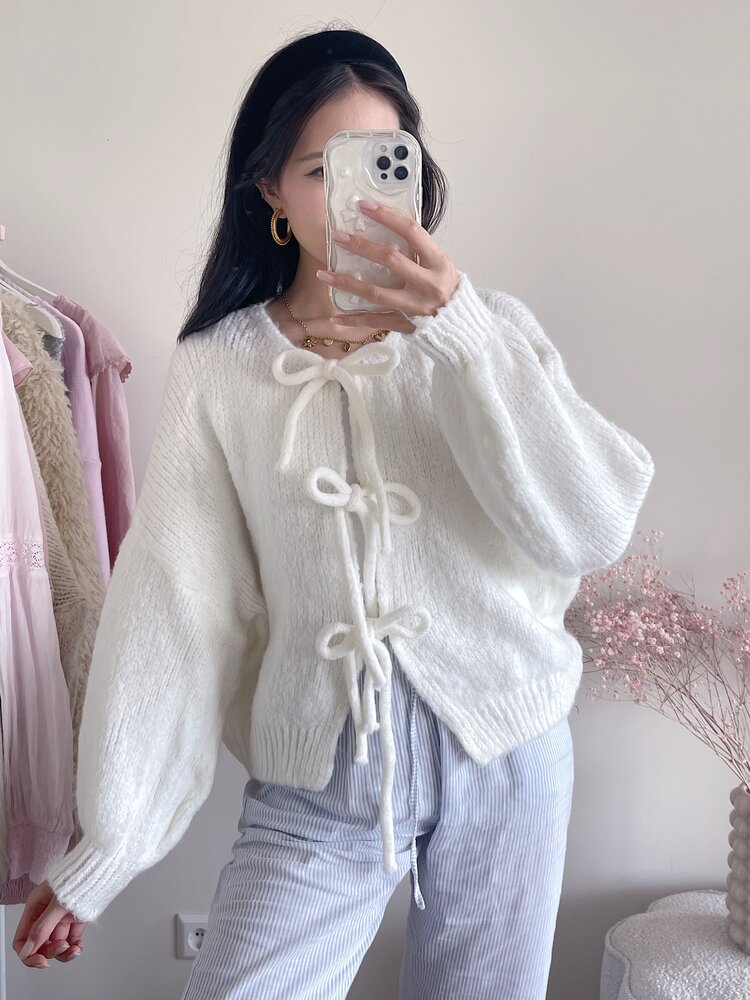 Nimi Bow Knit Sweater / White