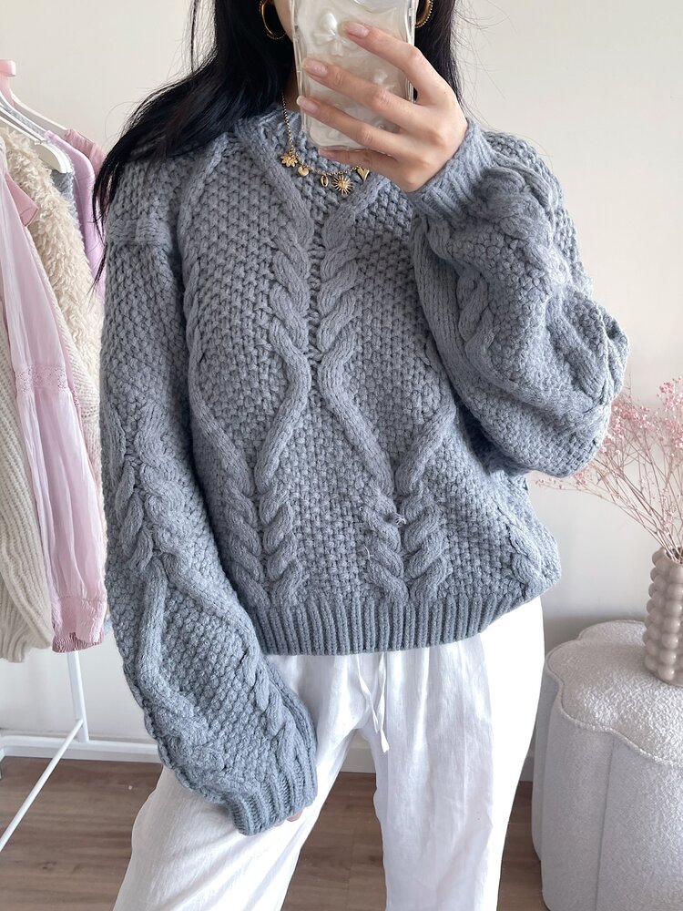 Yona Oversized Knit Sweater / Grey