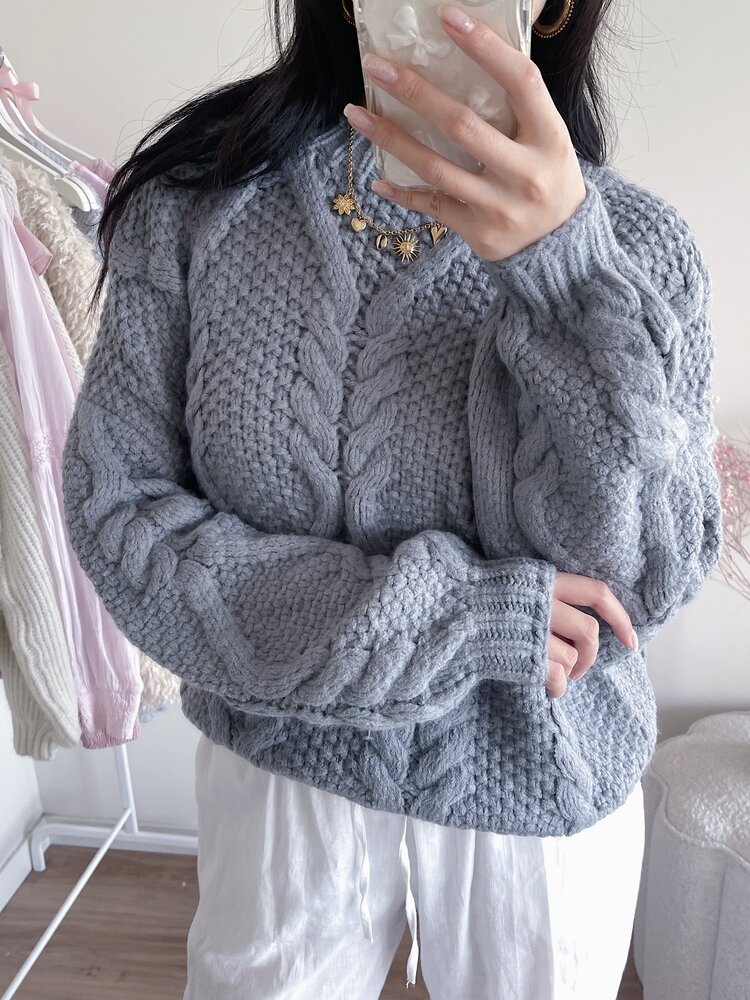 Yona Oversized Knit Sweater / Grey