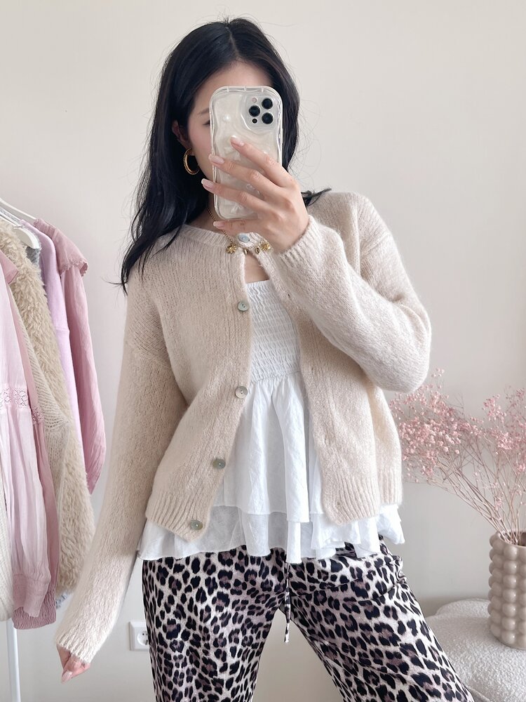 Lydia Fluffy Knit Cardigan / Beige