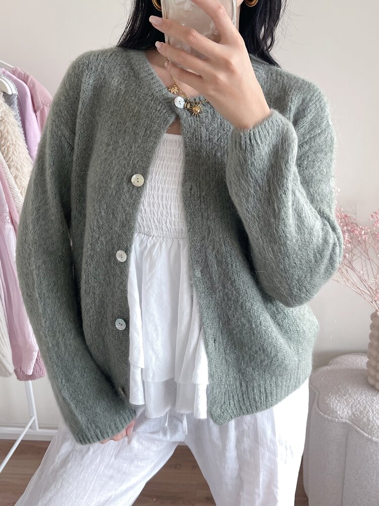 Lydia Fluffy Knit Cardigan / Army Green