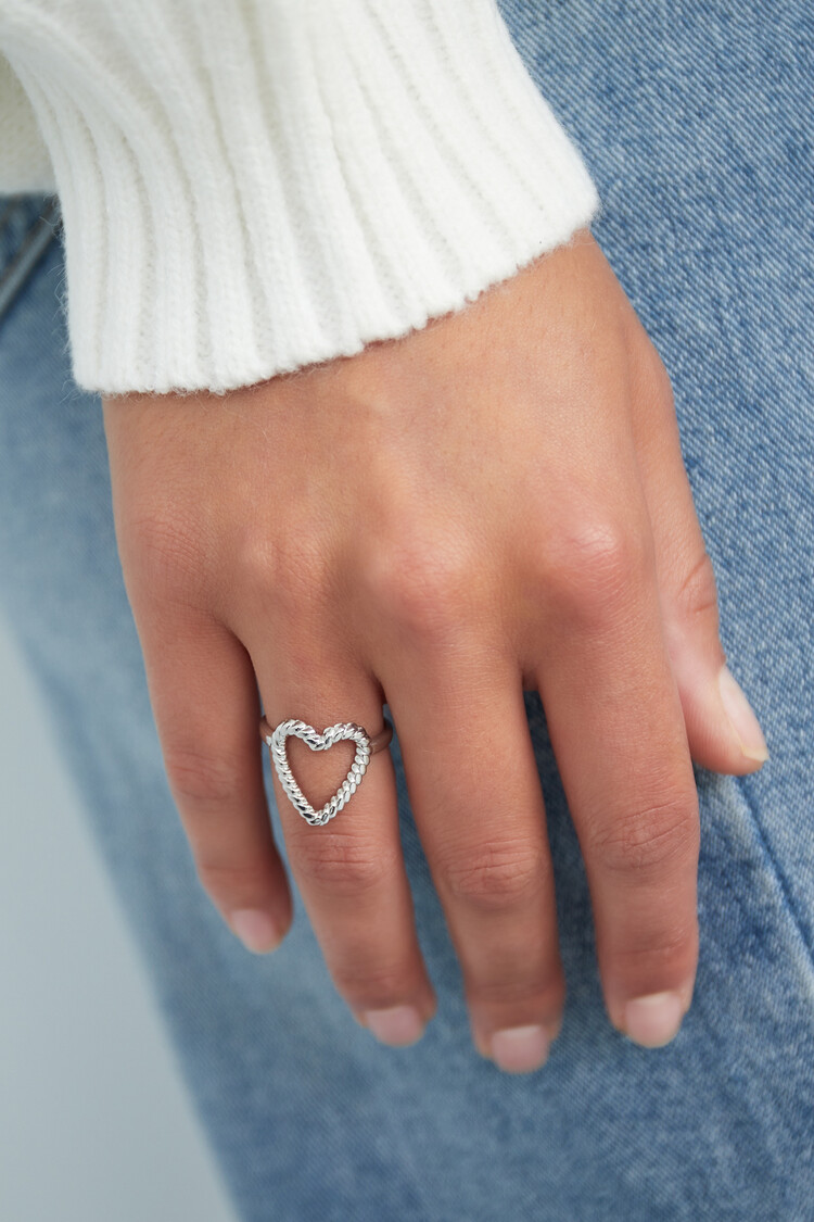 Gold Heart Twist Ring